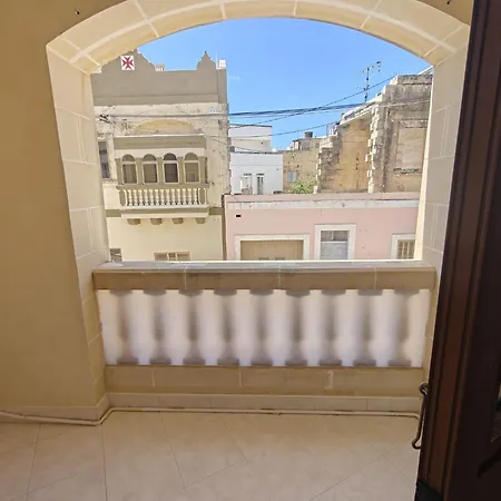 Modern 2-Bedroom Flat In Rabat With Ac, Wi-Fi & Study Appartement